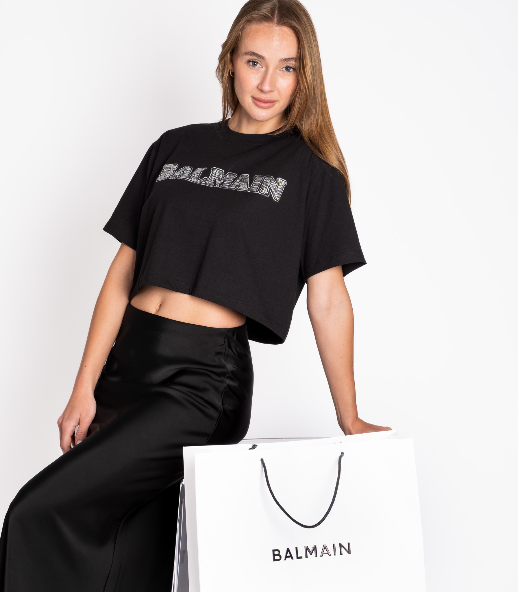 SİYAH TAŞLI LOGOLU CROP T-SHIRT